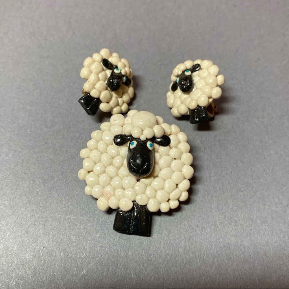 Vintage sheep novelty cute earrings and pin set